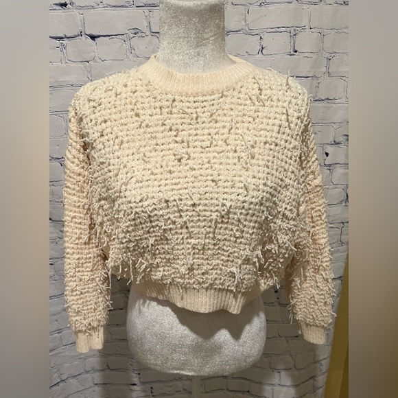 Debut cream cropped shaggy sweater size S/M - Picture 1 of 7